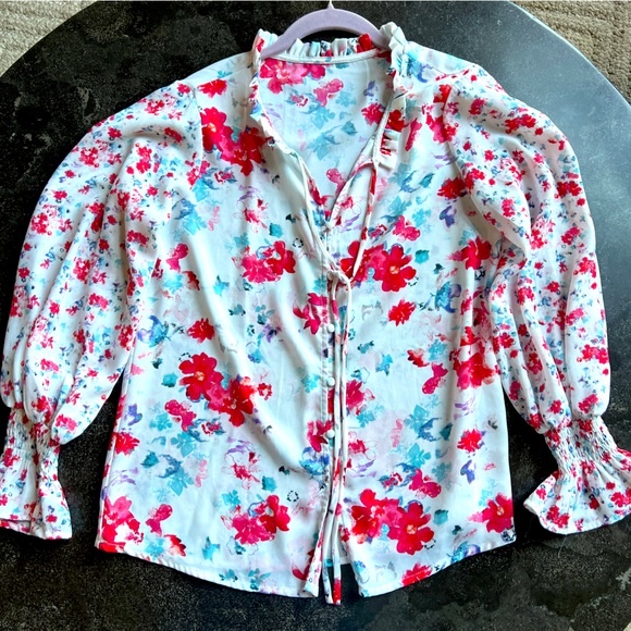 Floral Blouse - Size Small - Picture 4 of 16